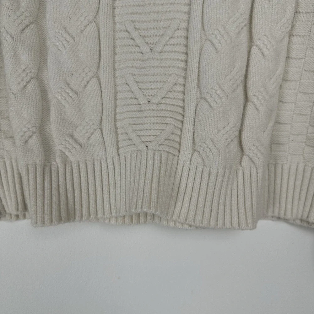 Cyrus Sweater‎ Size XL Cream Cropped Cable Knit Cozy Minimalist Fisherman